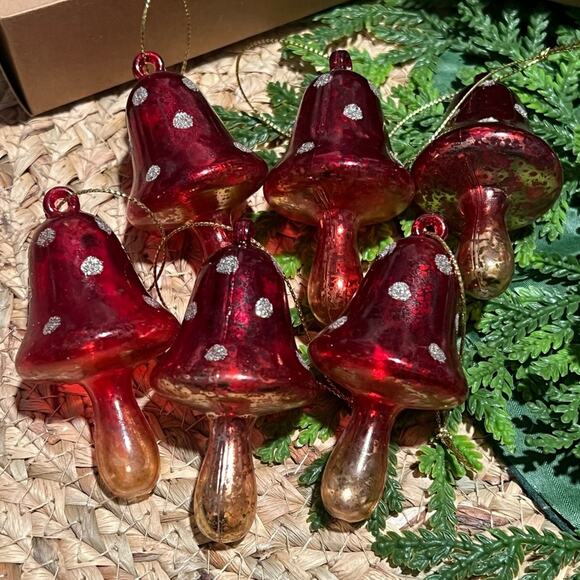 Mushroom Ornaments Set of 6 Christmas Faux Mercury Glass Shatter-Resistant - Picture 1 of 5
